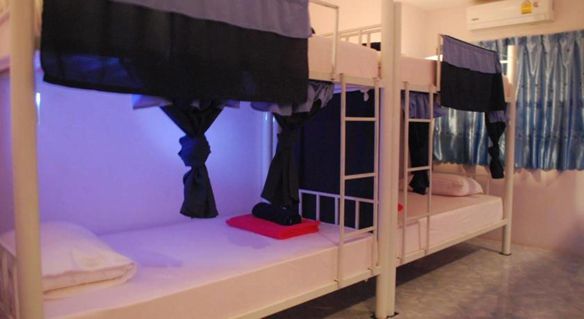 Baan Kai Hostel Baan Khai المظهر الخارجي الصورة